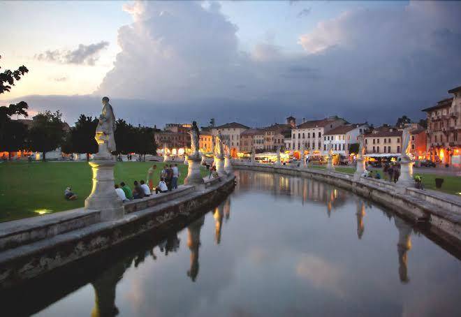 Suites isola memmia