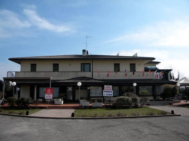 Hotel corone