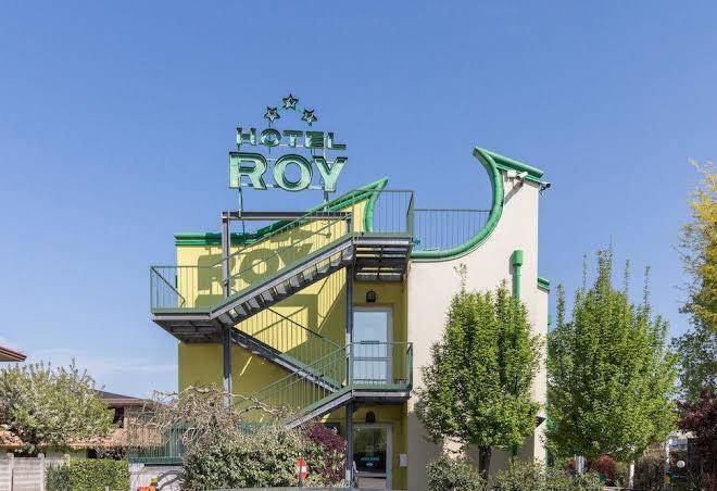 Roy hotel