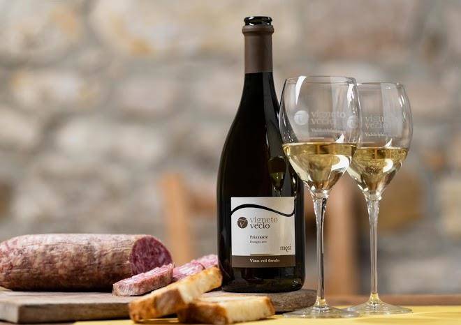 Vigneto vecio agriturismo con cucina e alloggi