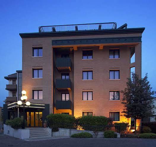 Elite hotel residence