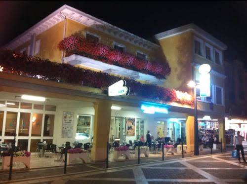 Hotel al mare