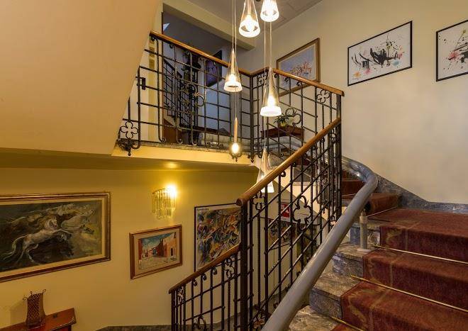 Hotel alla giustizia 3 stelle