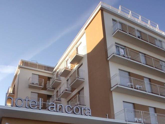 Hotel ancora