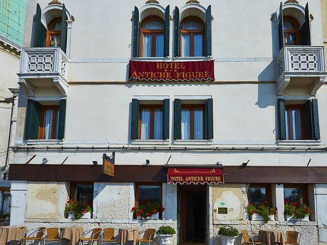 Hotel antiche figure