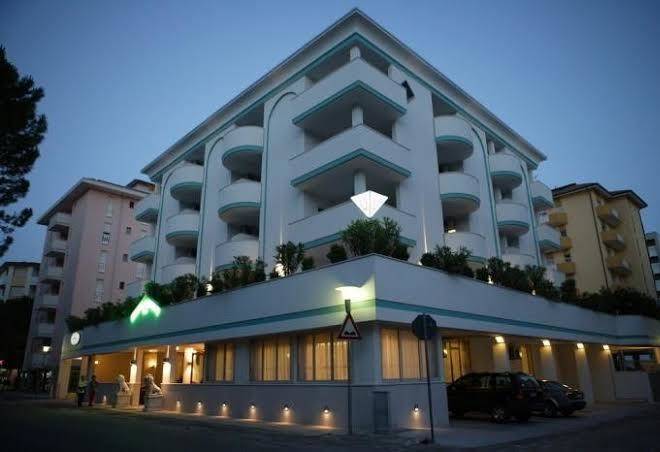 Hotel gran venere beach s