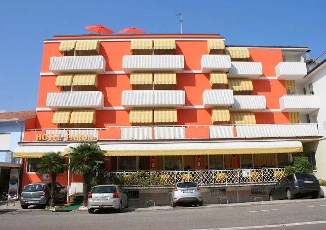 Hotel paron