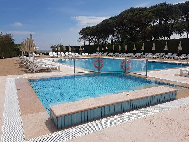Hotel & resort gallia