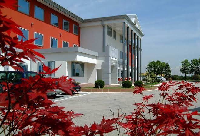 Hotel Ristorante Poppi Di Poppi Adriano & C Snc Image