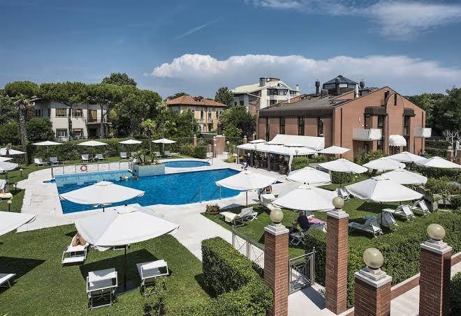 Marea le ville del lido resort