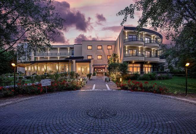 Park Hotel Junior Image