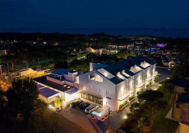 The green park hotel