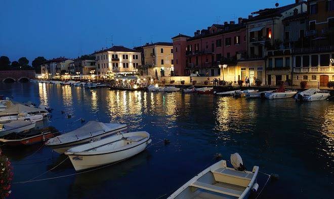 Hotel esperia san pietro s n c di straface natale