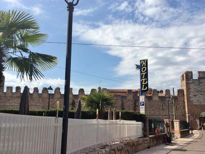Hotel le mura