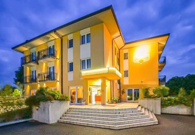 Hotel nuova barcaccia
