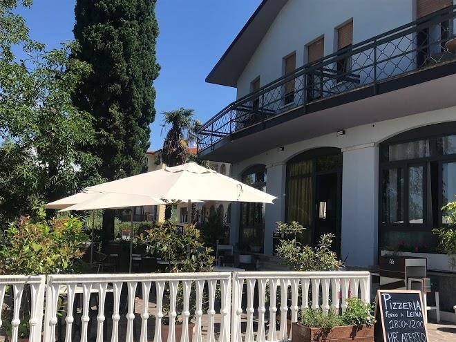 Hotel pizzeria renata
