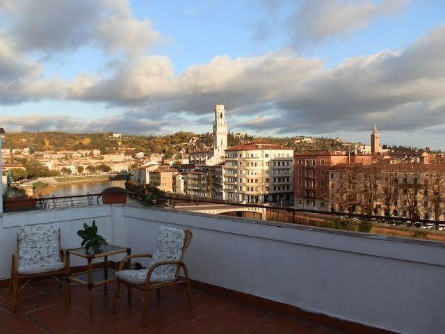 Il balcone su verona