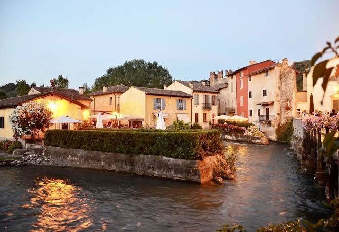 Le finestre su borghetto