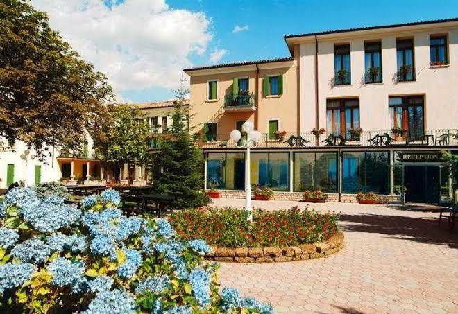 Park hotel jolanda