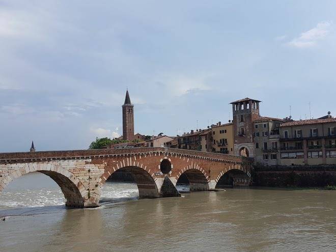 Relais a ponte pietra