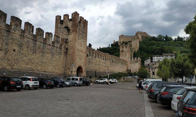 Residenza ai capitelli