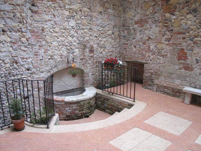 Bed and breakfast residenza carducci centro storico