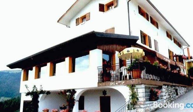 Albergo al pino