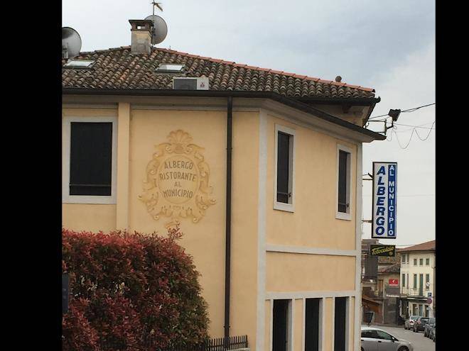 Hotel al municipio