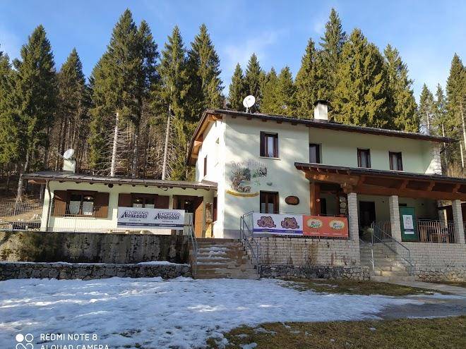 Rifugio bar alpino pozza del favero