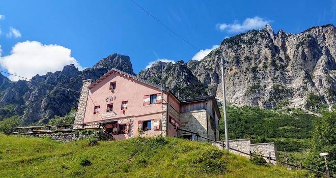 Rifugio cesare battisti alla gazza