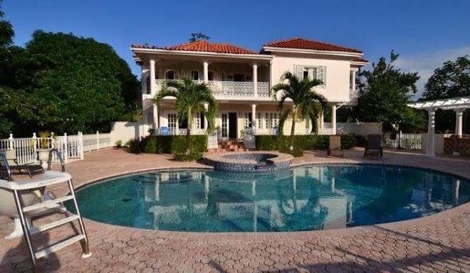 Tropical Lagoon Resort Image