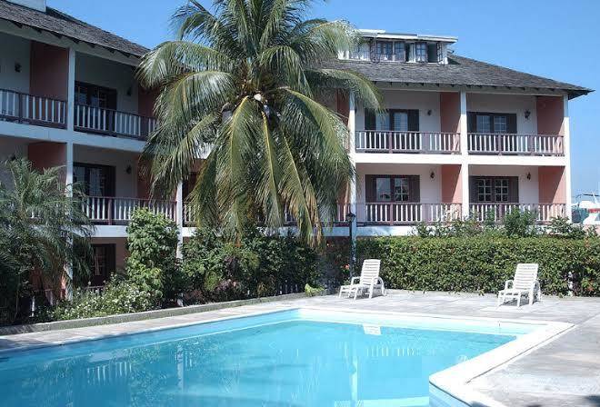 Grand Port Royal Hotel Marina & Spa Image