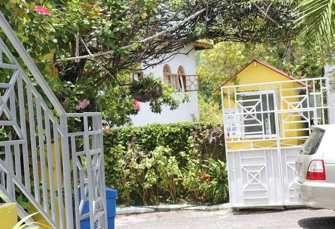 Executive Shaw Park Image