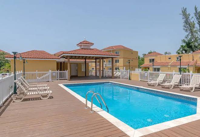 Nianna Chatham Image