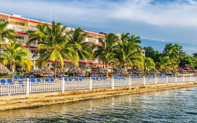 Royal Decameron Montego Beach Image