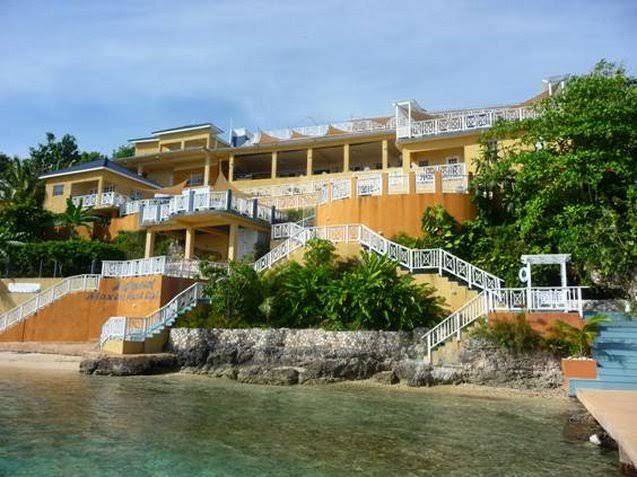 Moxons Beach Club Image