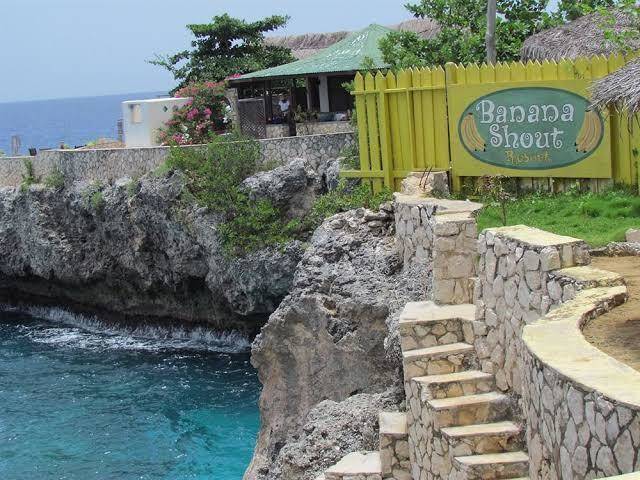 Banana Shout Resort Image