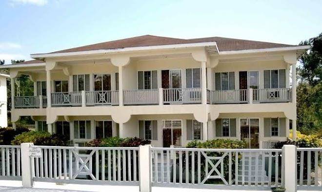 The royale hummingbird resort