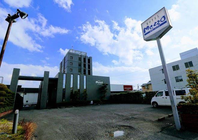 Mezzo hotel inn handa