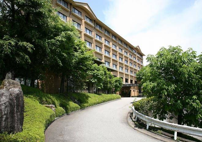 Plaza hotel sakae