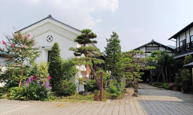 Mikawaya