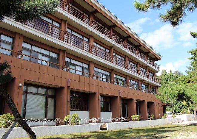 Miyajima seaside hotel