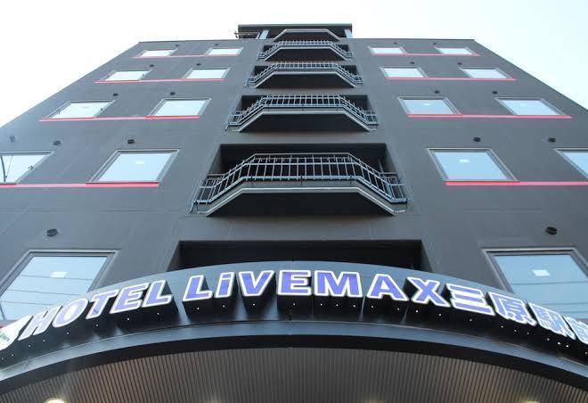 Live max mihara ekimae hotel