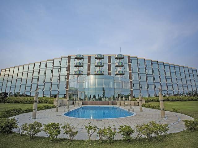 Spring golf & art resort awaji