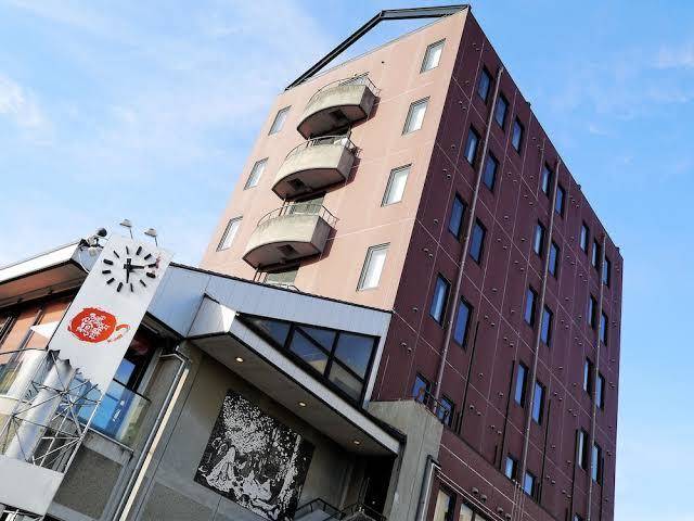 Hotel ark business
