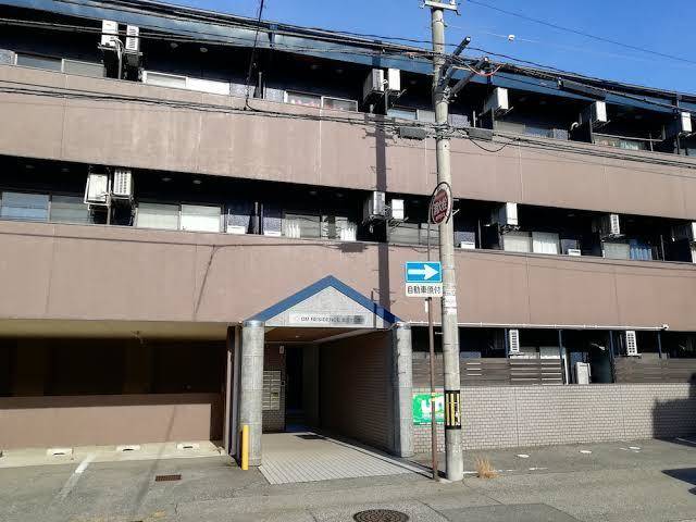 Kanazawa hub 105