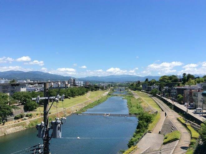 Riverside tabi ne