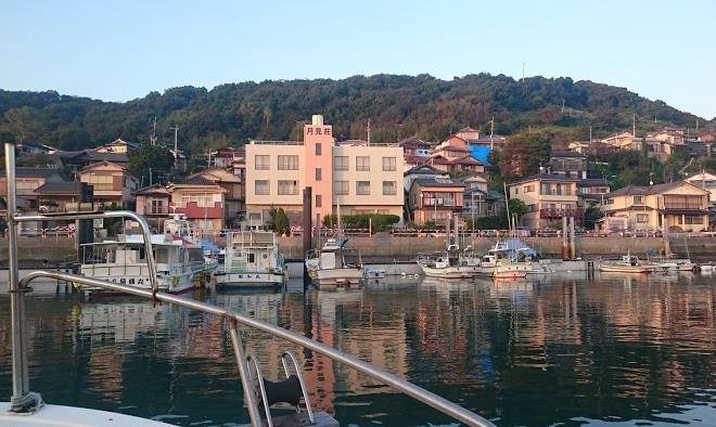 Business hotel toraya