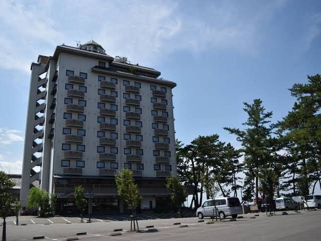 Hotel castle inn ise meotoiwa