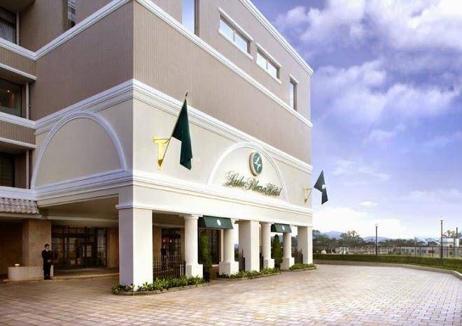 Luke plaza hotel